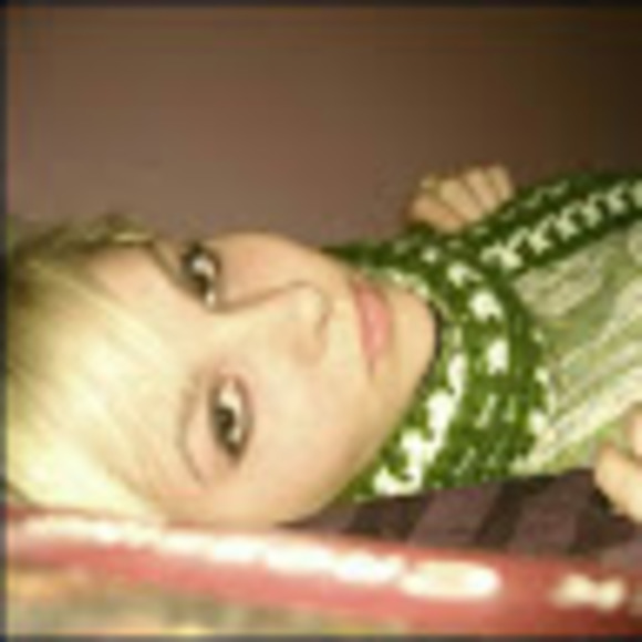 Meet your Posher, Sara - Picture 1 of 1